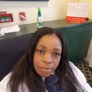 Meet your Posher, Leandra